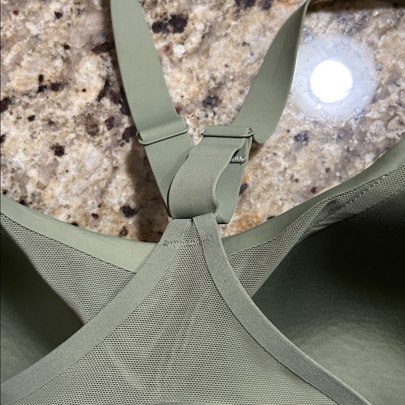 Athleta Advance Style Sports Bra - Picture 6 of 7